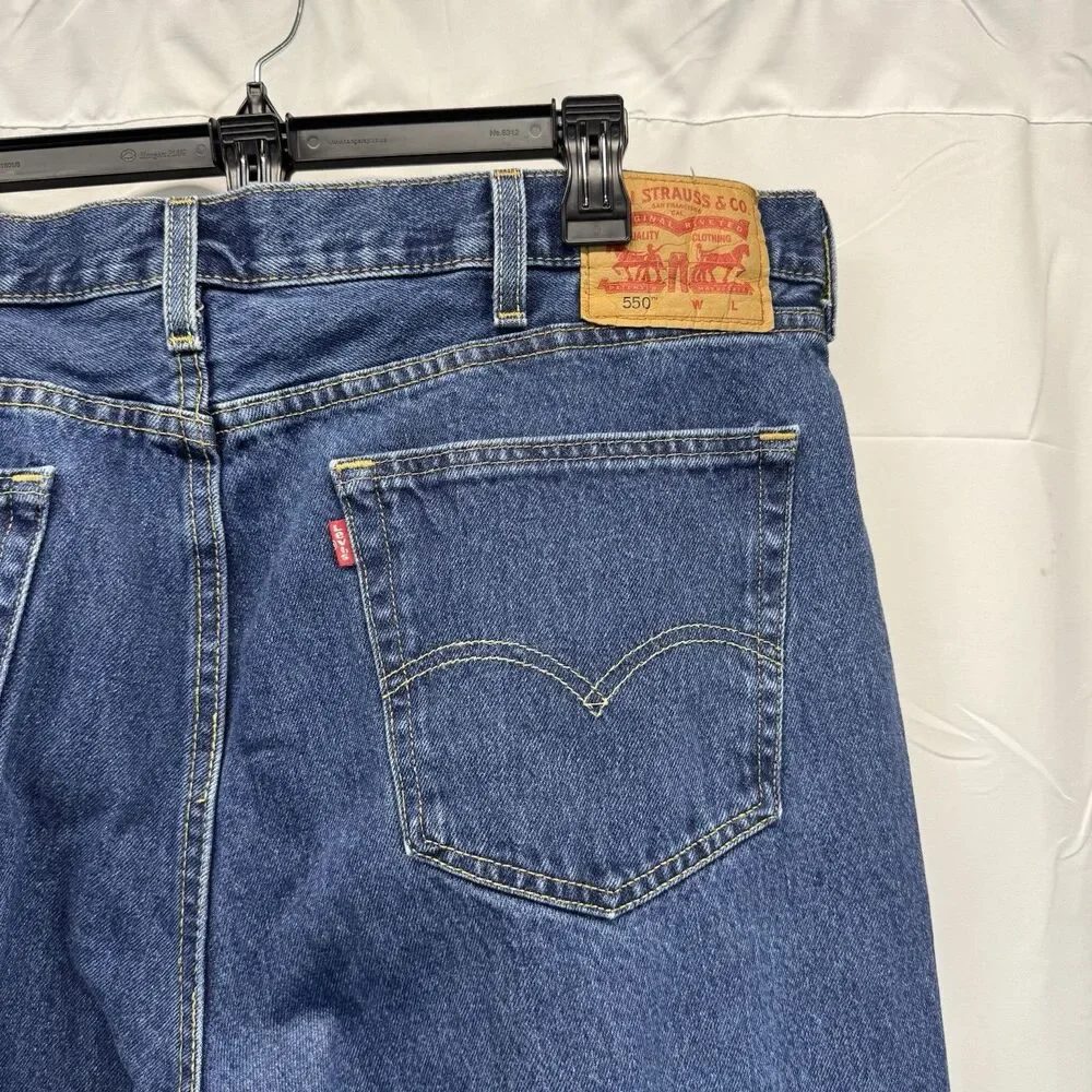 Levi's 550 Jeans 42x34 Mens Relaxed Fit Stonewash Blue Denim Big Tall Relaxed